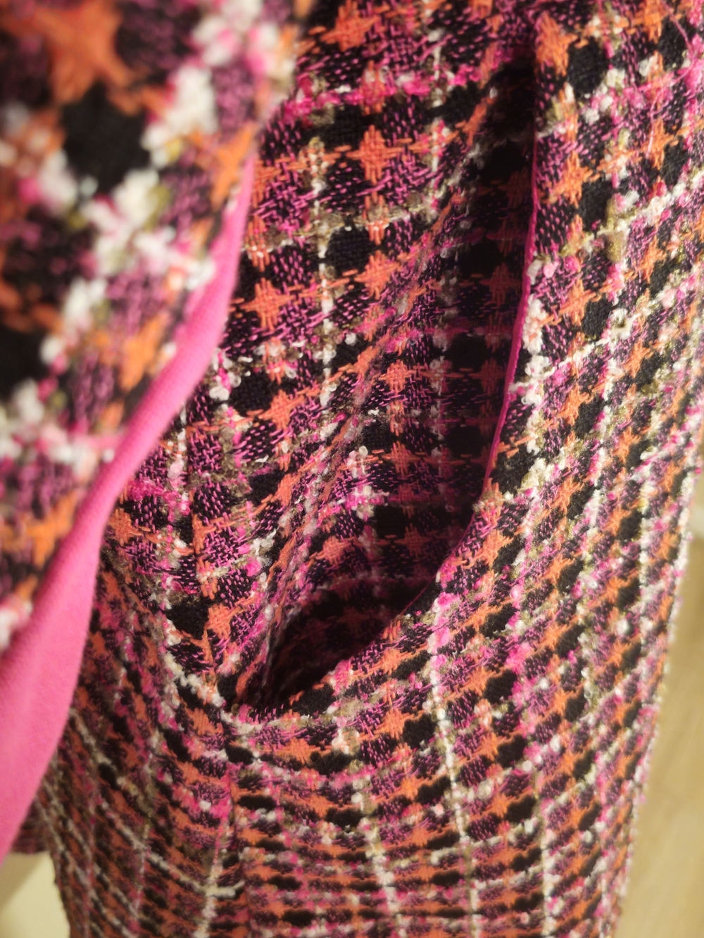 Torrid Pink Plaid Bouclé Statement Pea Coat 1X/14/16 - Picture 4 of 12